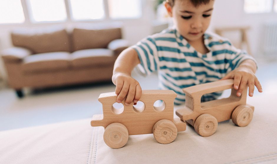 Beneficios de los juguetes de madera para el aprendizaje del bebé